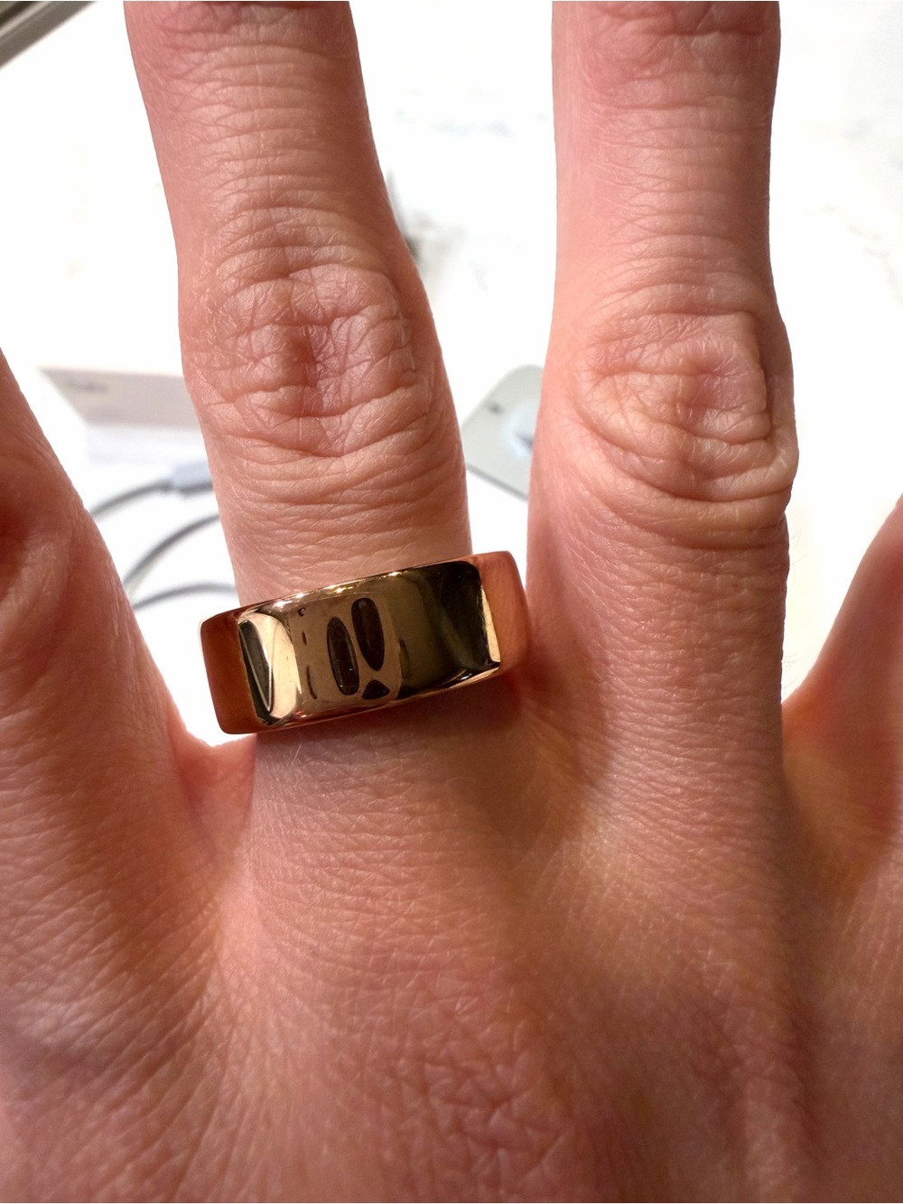Oura Ring 4 - Rose Gold Sz 7